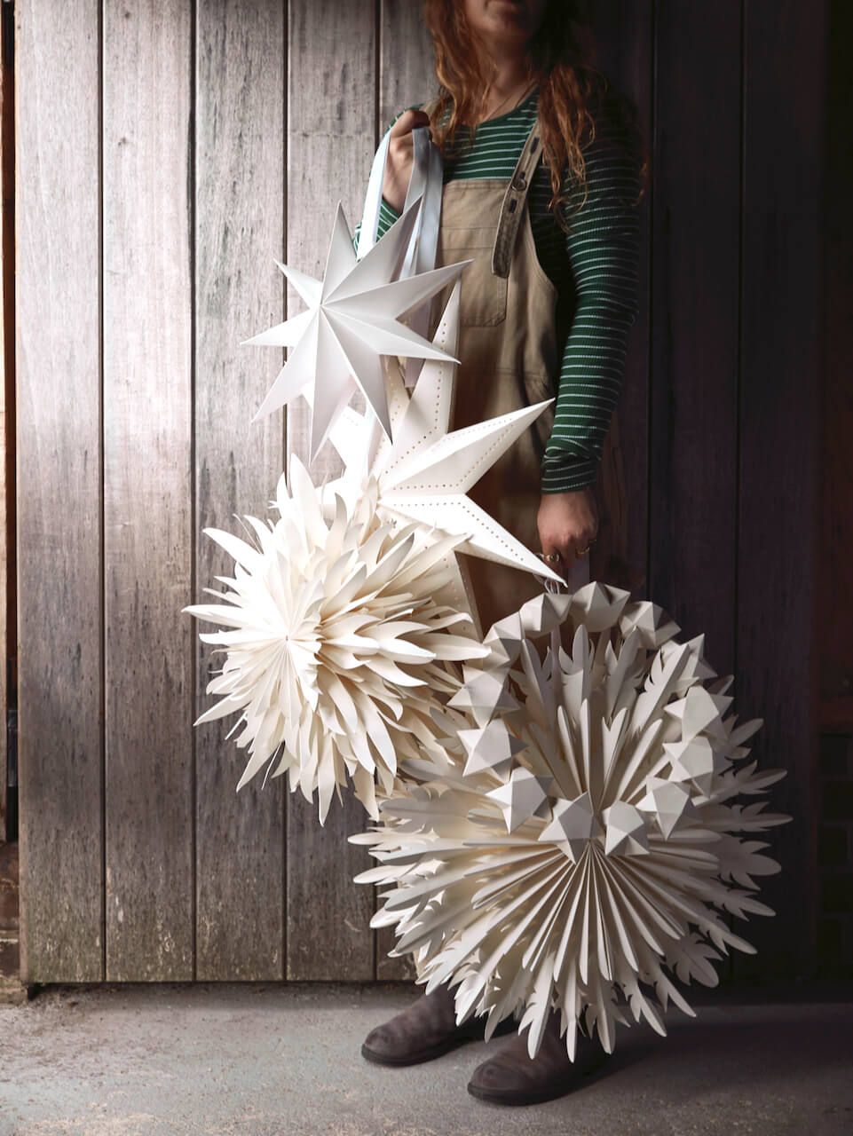 Antique White Paper Snowburst